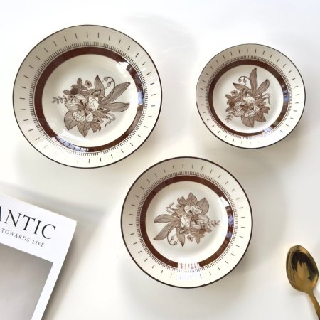 طقم صحون بورسلان 18 قطعه