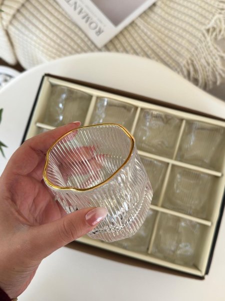 طقم كاسات عصير محزز حز ذهبي