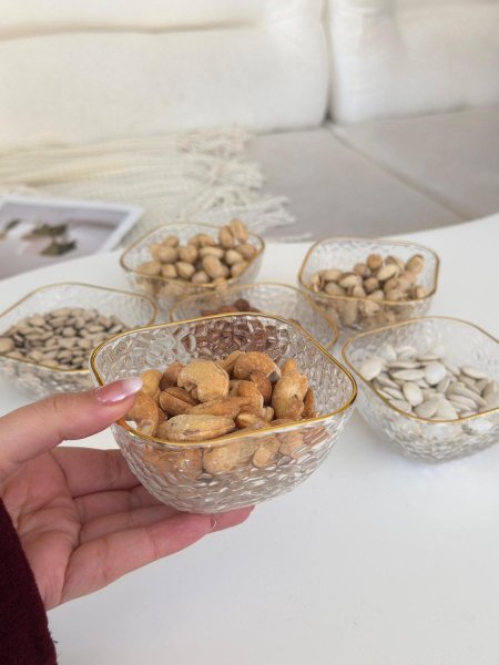 صحون مكسرات مربع/6 مثلج حز ذهبي