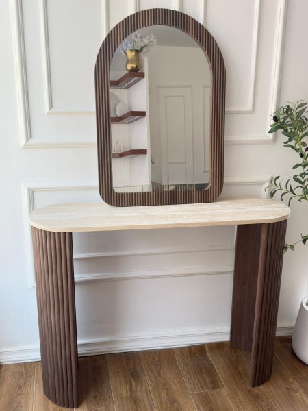 بيرو + مراه قنصل(80*32*110سم + 56*80سم)