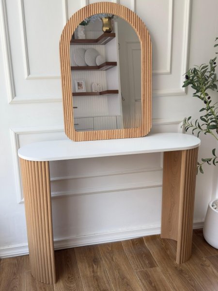 بيرو + مراه قنصل(80*32*110سم + 56*80سم)