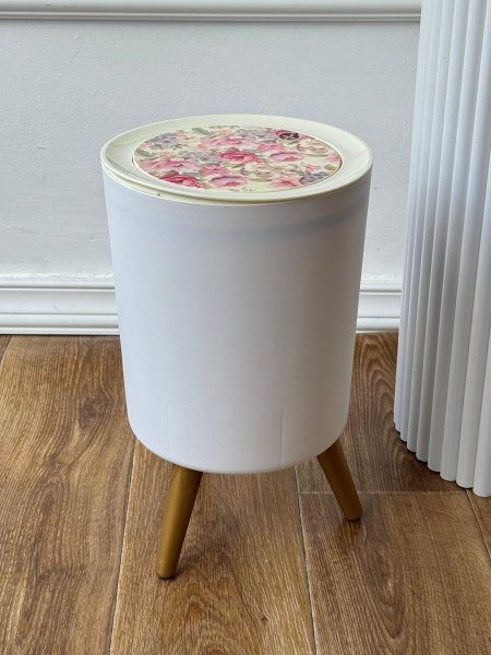 سطل نفايات غطا مورد 7 لتر (36*22سم)