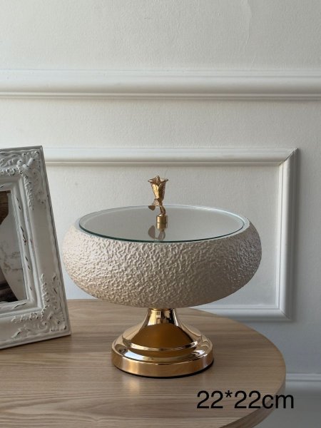 مضيفه +قاعده