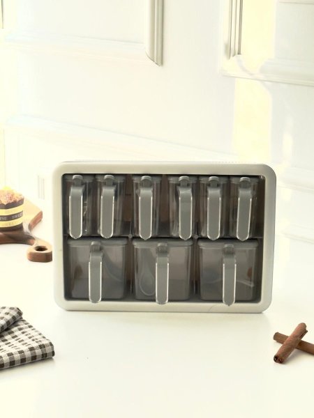 طقم بهار على ستاند تعليق